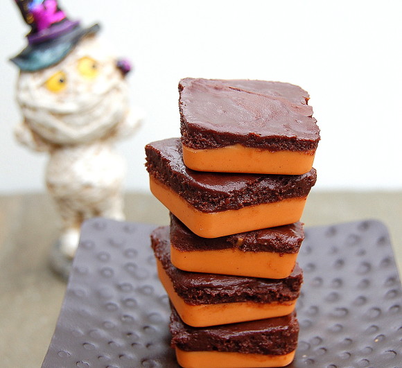4 ingredient chocolate and peanut butter halloween candy