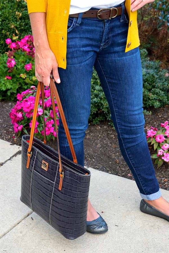 Taos flats and jeans with croc bag