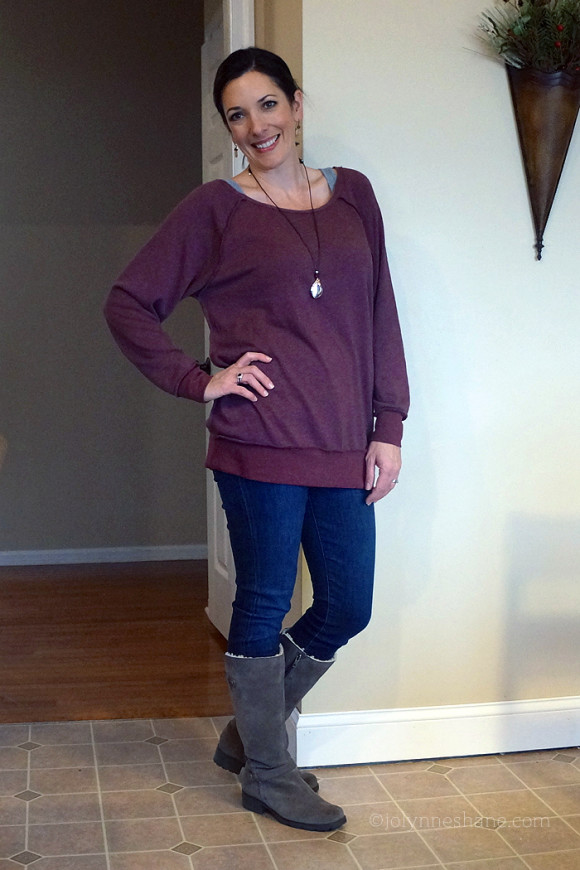 oversized sweatshirt and jeans with UGGs