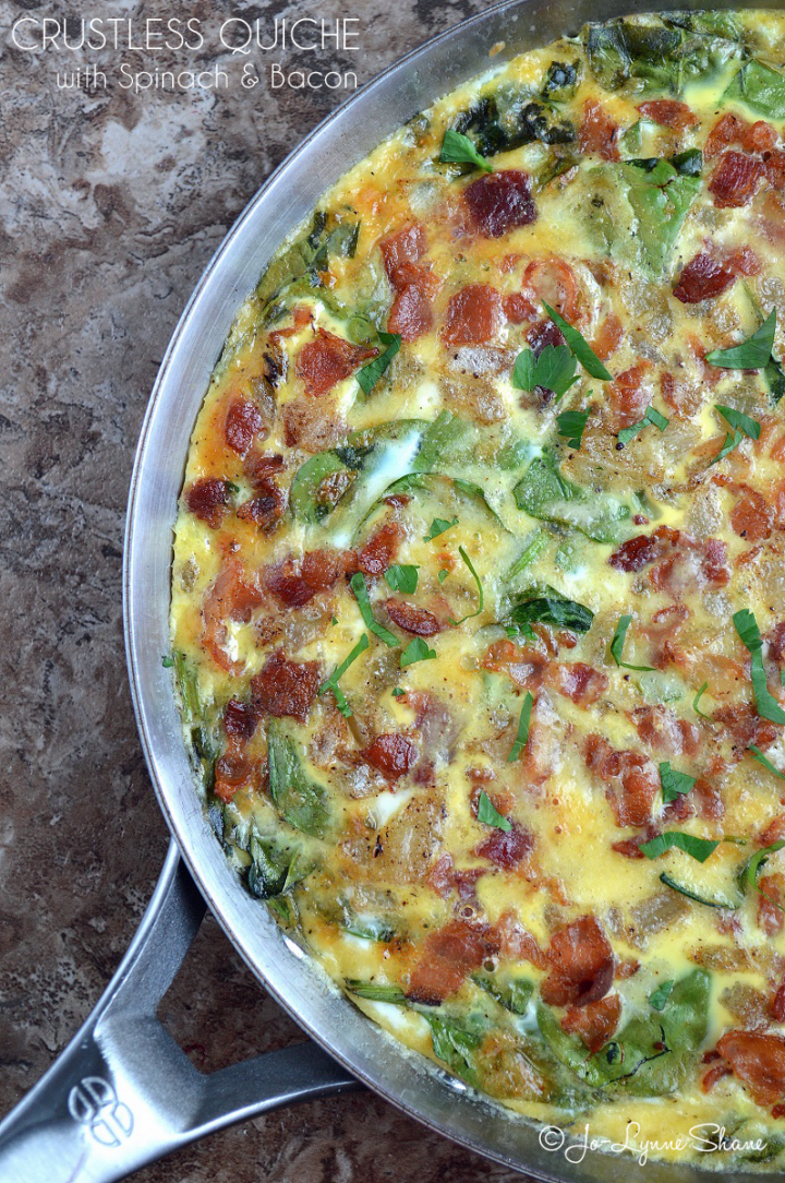 This Crustless Quiche recipe with Spinach & Bacon is perfect for your Easter brunch!