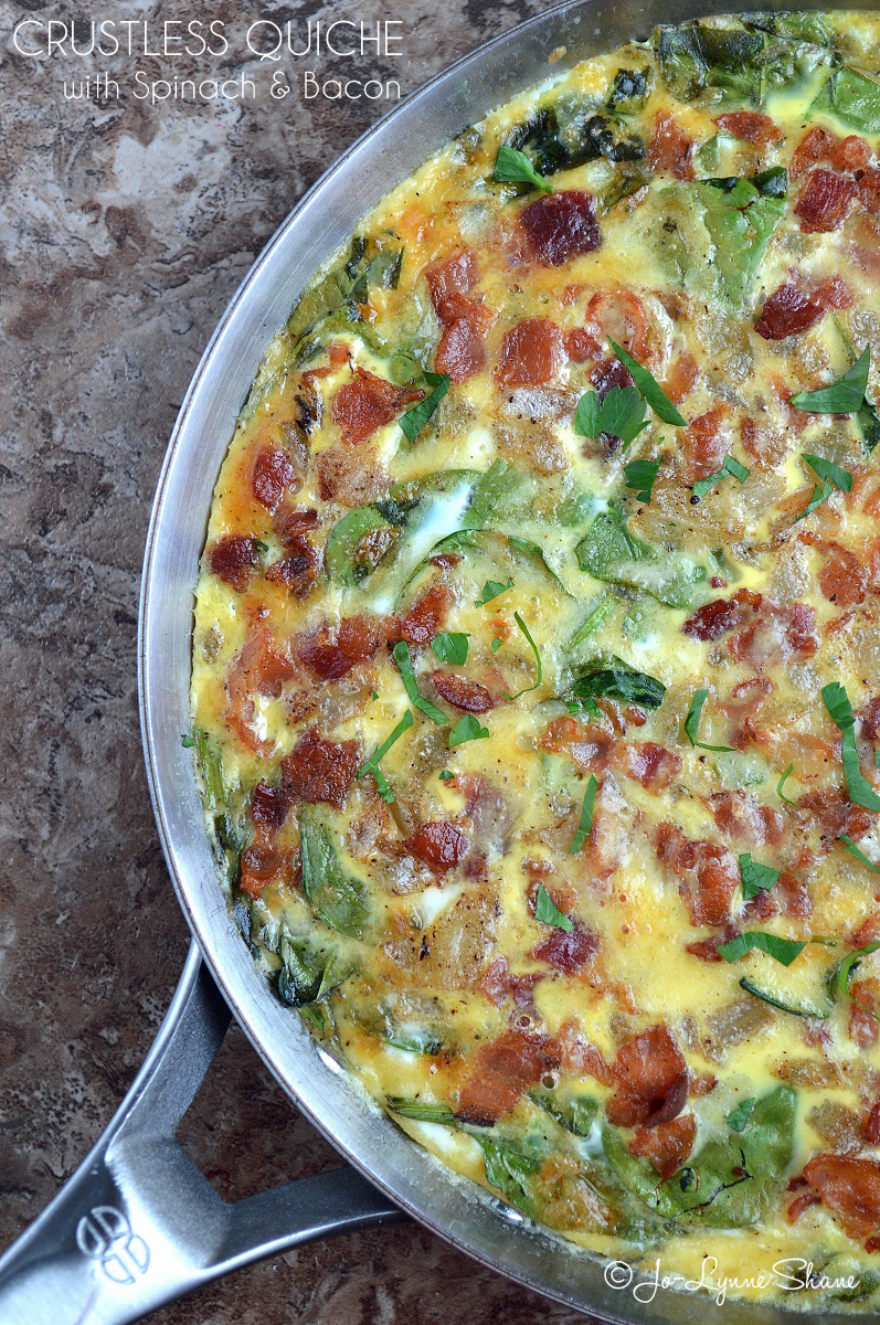 This Crustless Quiche recipe with Spinach & Bacon is perfect for your Easter brunch!