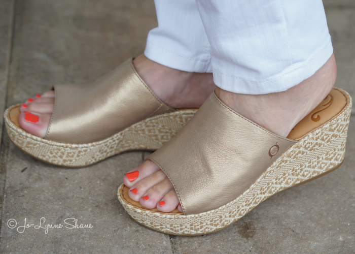 Spring Fashion For Women Over 40 | Born Tilda comfort sandals