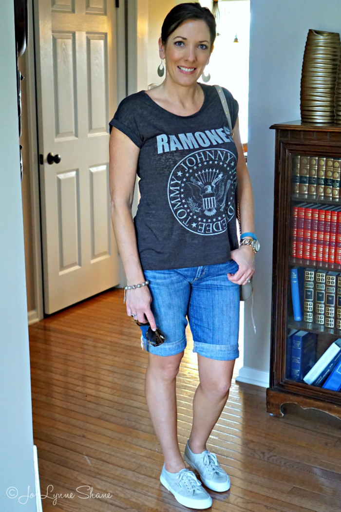 Video Chat & OOTD) Classic Fashion Over 40/Feminine Shorts Outfit