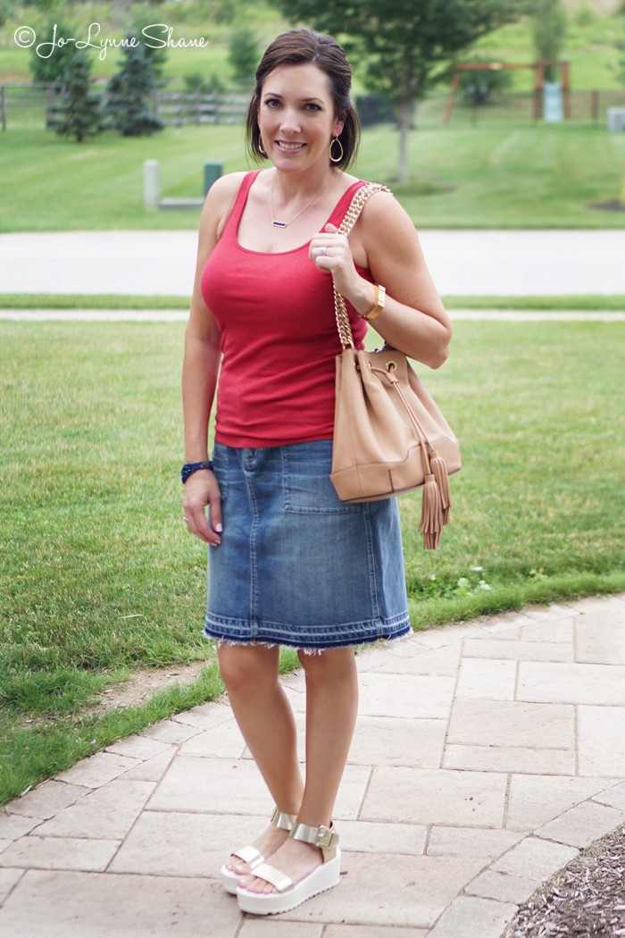 Fashion Over 40: Daily Mom Style 07.07.15 | Jo-Lynne Shane