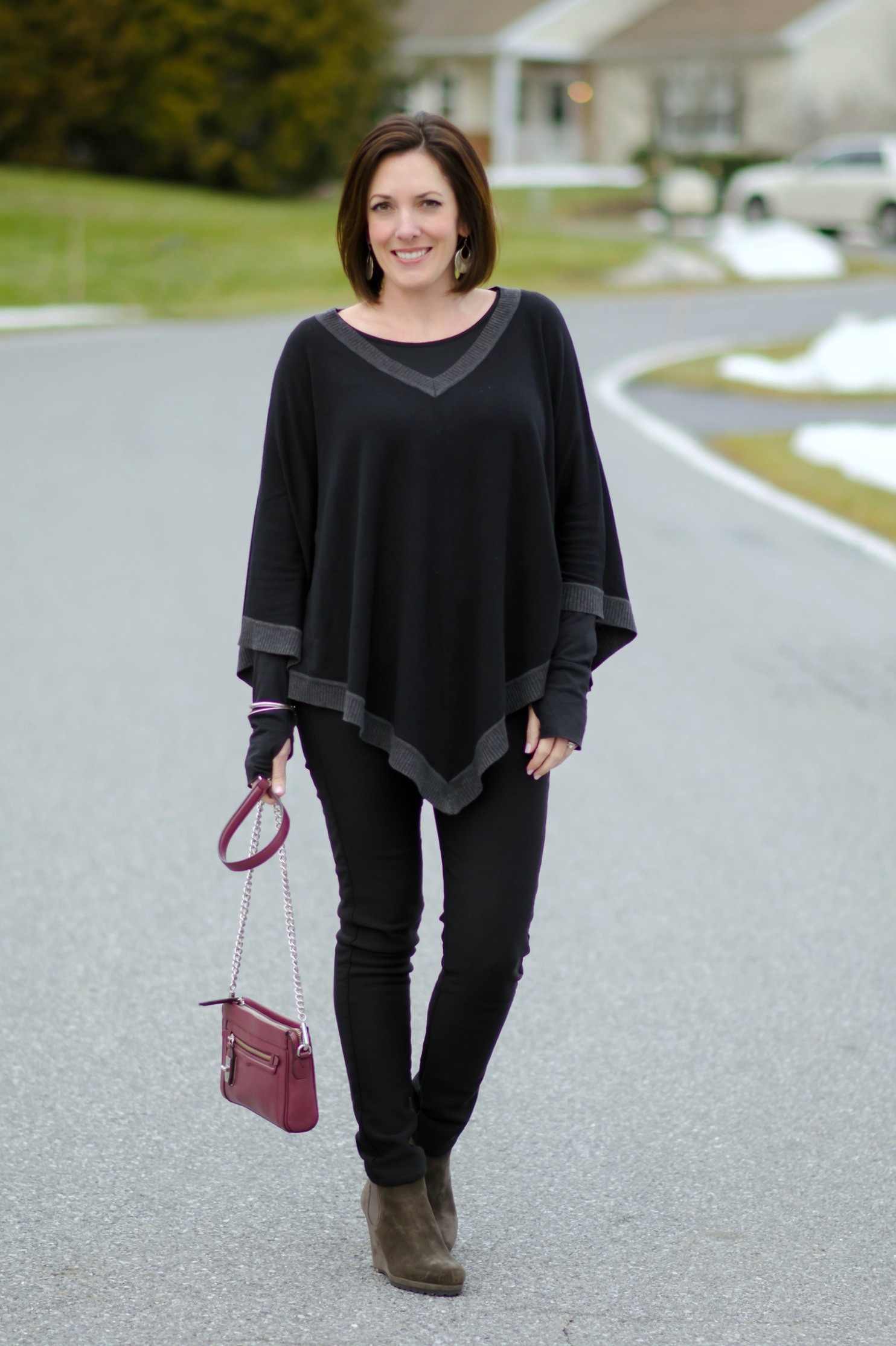 What I Wore: Color Block Poncho + Ponte Skinny Pants