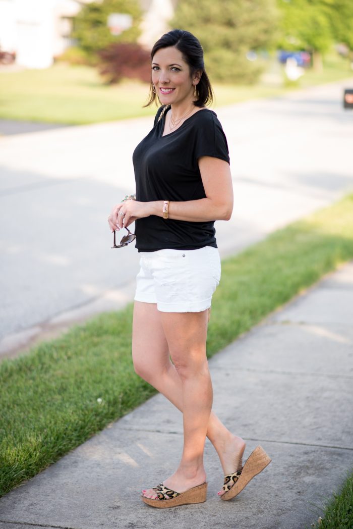 Fashion Over 40: Casual Black and White Summer Shorts Outfit with Leopard Sandals