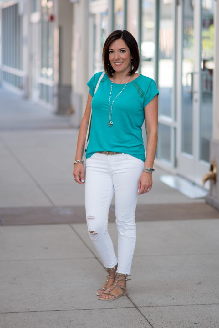 teal tee with gladiator sandals and white crop jeans 4