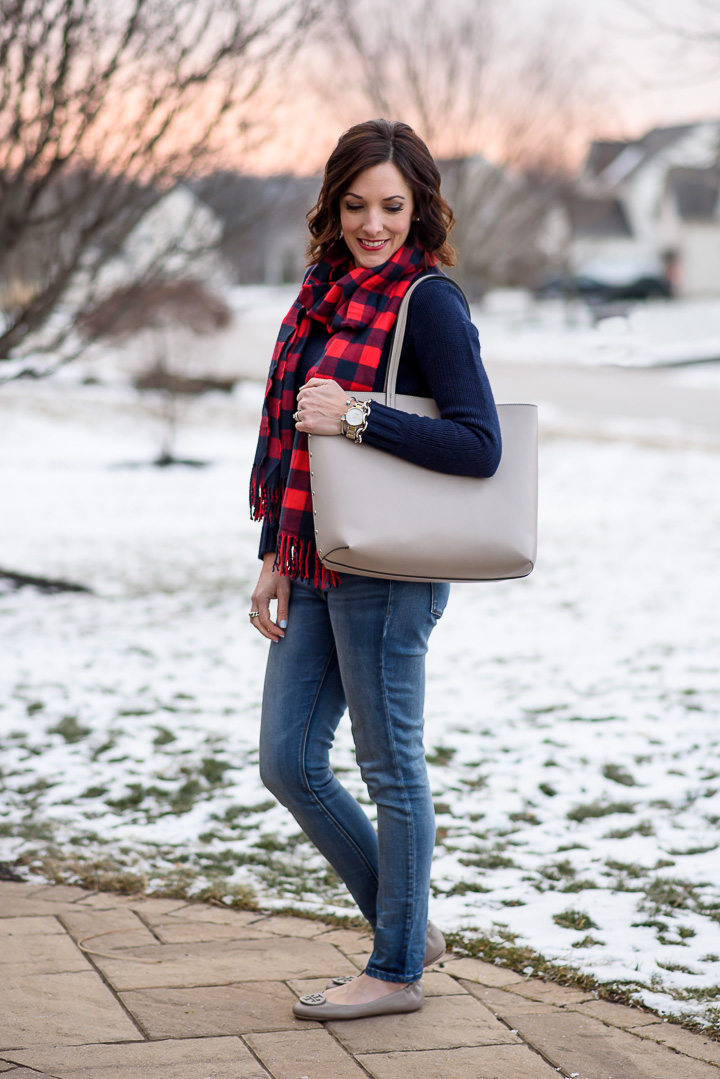 Casual Winter Outfit Formula for Moms: Skinny Jeans + Solid Pullover + Scarf + Ballet Flats