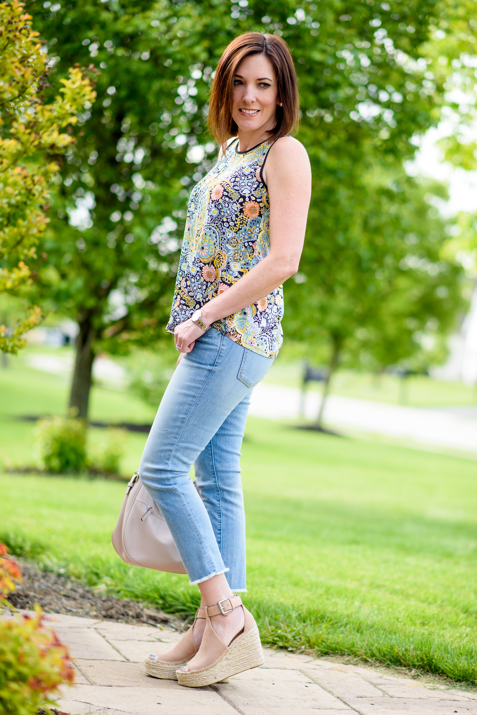 Frayed Hem Crop Jeans + Floral Tank | Jo-Lynne Shane