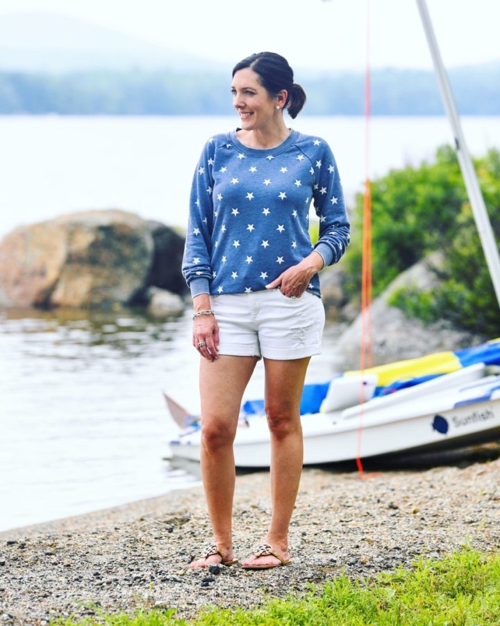 What to pack for a Maine summer vacation - long sleeves and shorts are great for in between weather. 