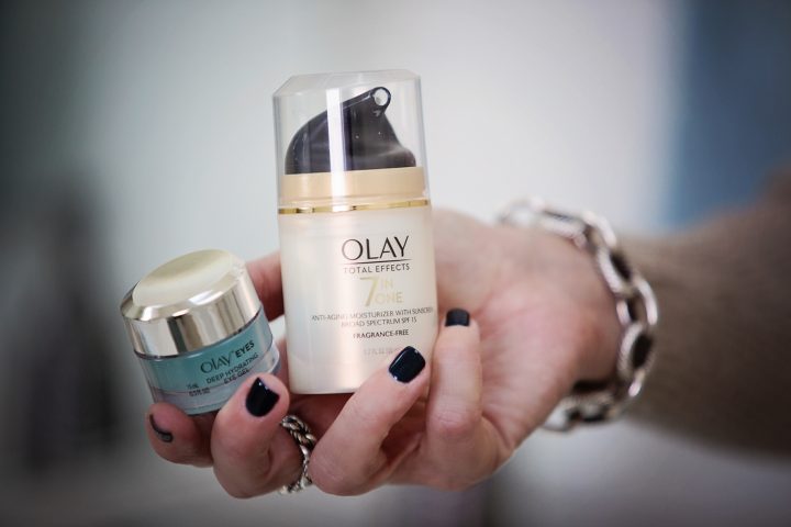 I took the Olay 28 Day Challenge with Olay Total Effects Moisturizer with SPF 15 and Olay Eyes Deep Hydrating Eye Gel. These are my results! #Olay28Day