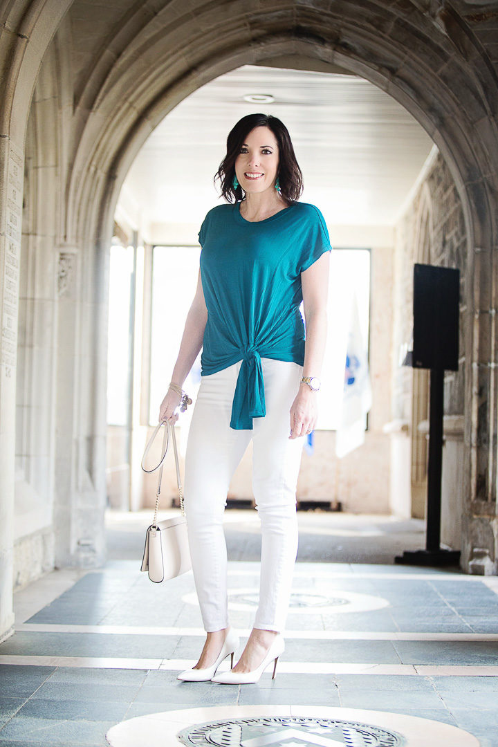 22 Days of Spring Fashion: Spring outfit featuring TROUVÉ Knot Front Tee, PAIGE Verdugo Ankle Skinny Jeans, SAM EDELMAN Hazel Pumps, STELLA&DOT Cece Earrings, and KSNY shoulder bag.
