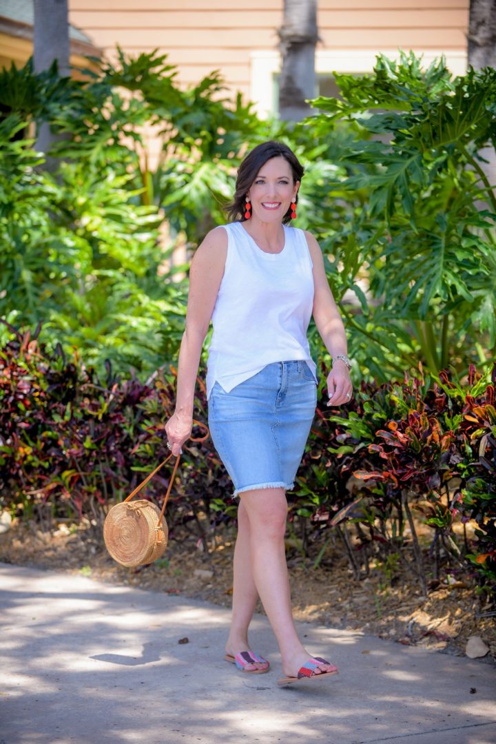 Jo-Lynne Shane wearing a spring outfit featuring AG denim pencil skirt and Madewell whisper cotton crewneck muscle tank in Vero Beach