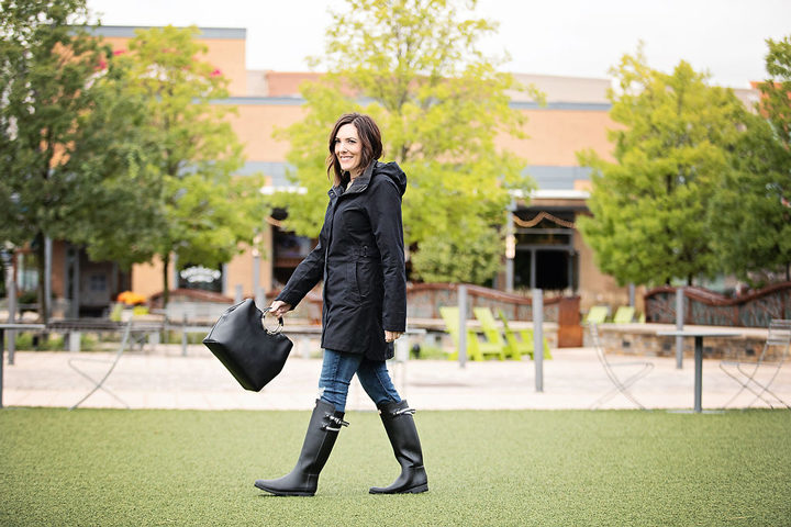 Rainy Day Style: Jo-Lynne Shane wearing Hunter Refined Rain Boots, The North Face Laney II Trench Raincoat, and Topshop Stef Metal Handle Tote Bag.