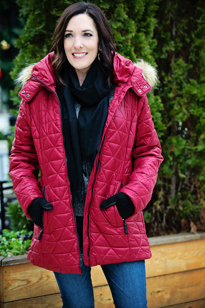 Update your winter outerwear wardrobe at the Lord & Taylor Friends & Family Sale: Save an extra 30% on Marc New York Rosebank Quilted Faux-Fur Trimmed Parka, Calvin Klein Fringed Woven Scarf, and ISOTONER SmartDRI Textured Tech Gloves. #sponsored #lordandtaylor #winterstyle #womensfashion #womenscoats #bootweather