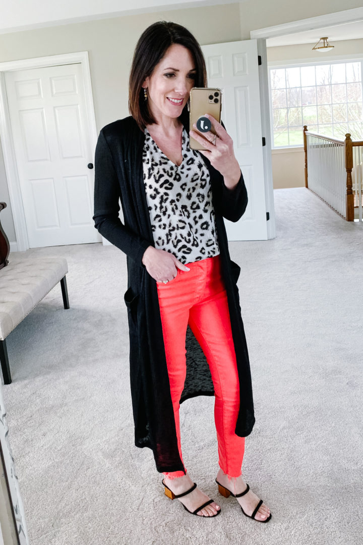 5 Ways to  Wear Red Jeans: Red Jeans + Leopard Top & Black Cardigan