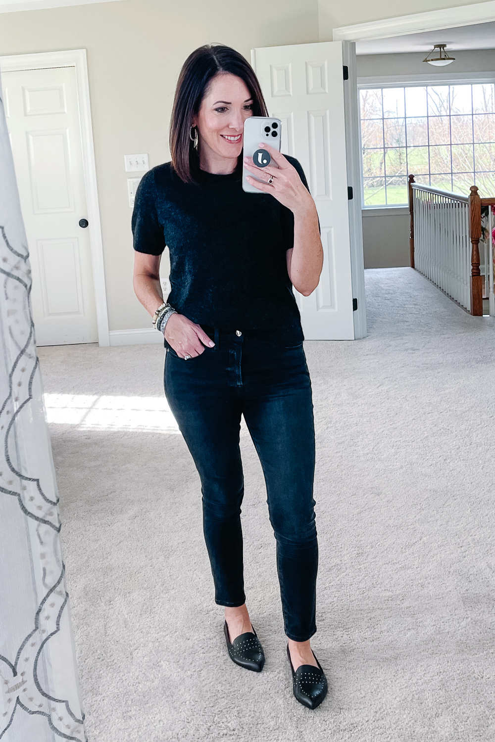 Monochromatic Black Outfit -- perfect for transition season