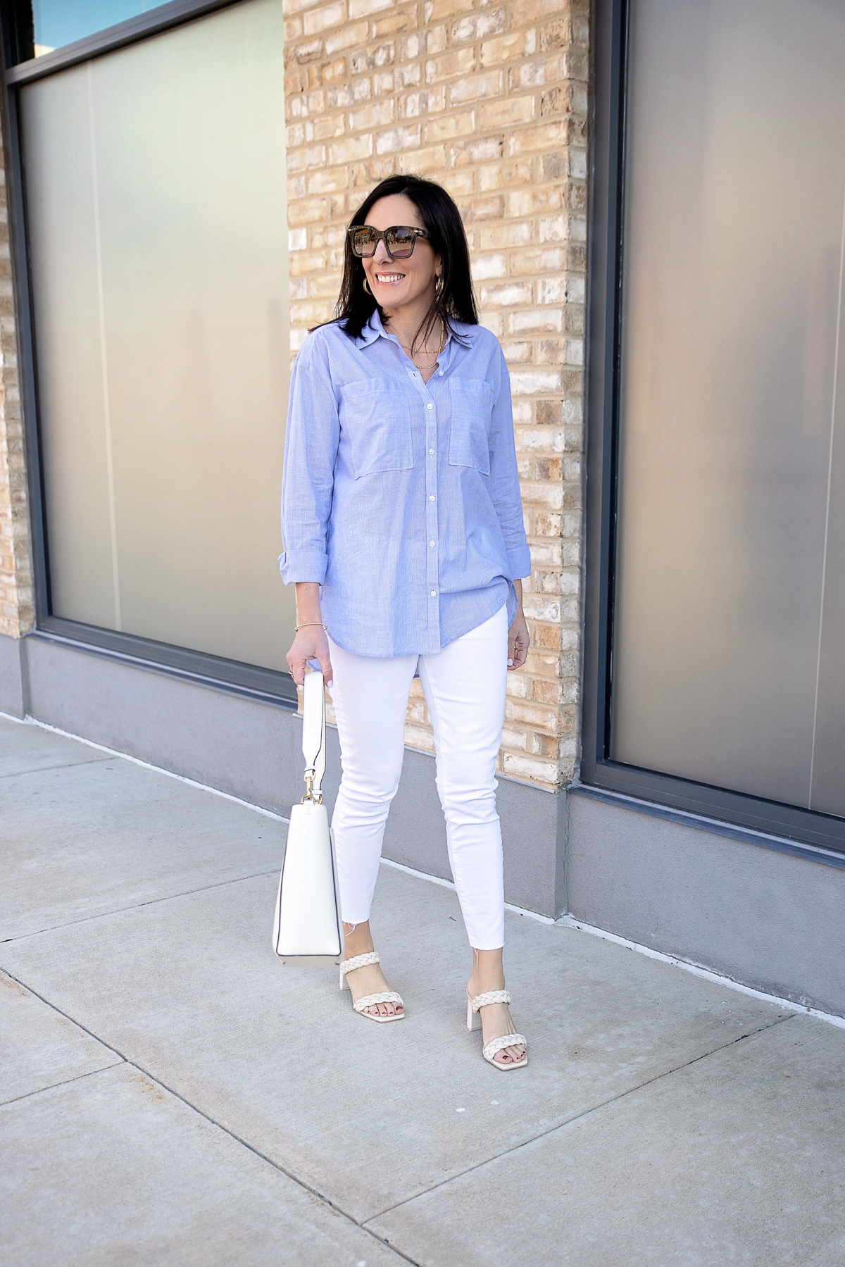 How to Wear An Oversized Button-Up Shirt for Spring