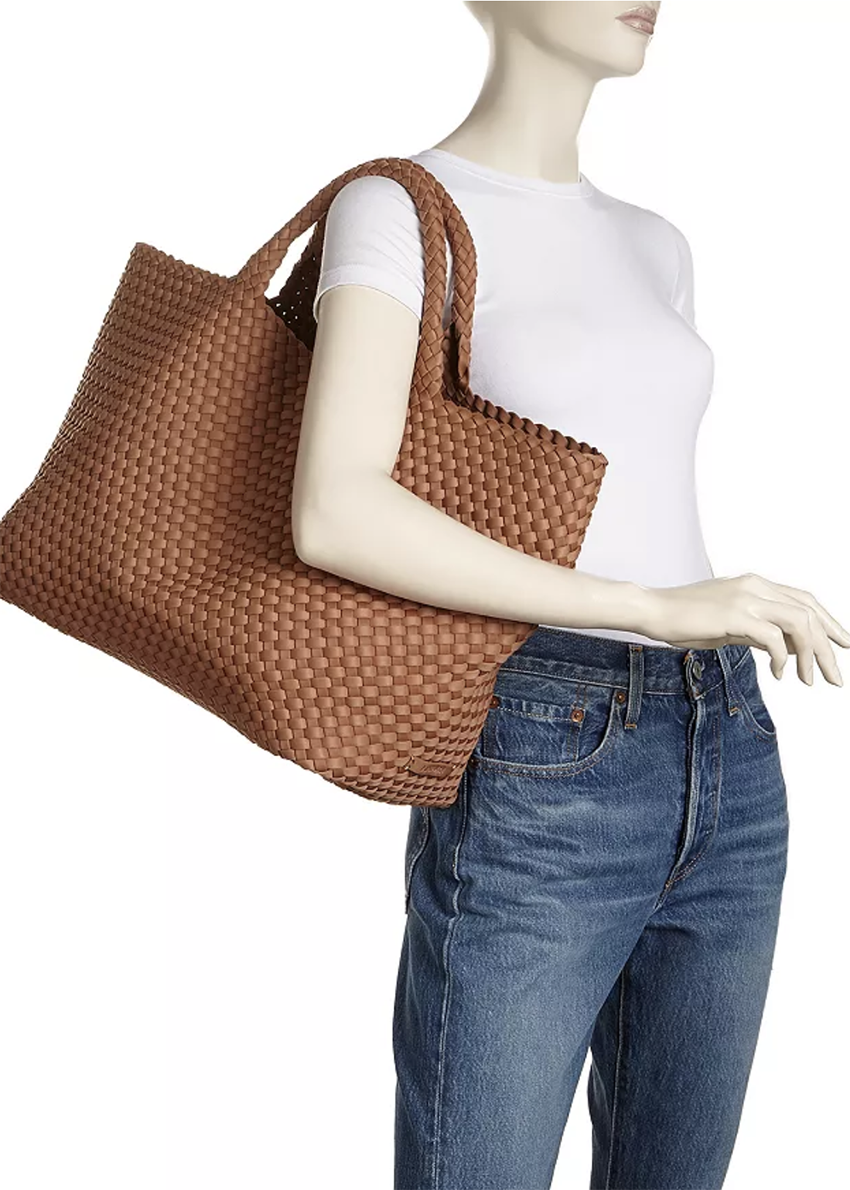 2023 spring trend: woven tote