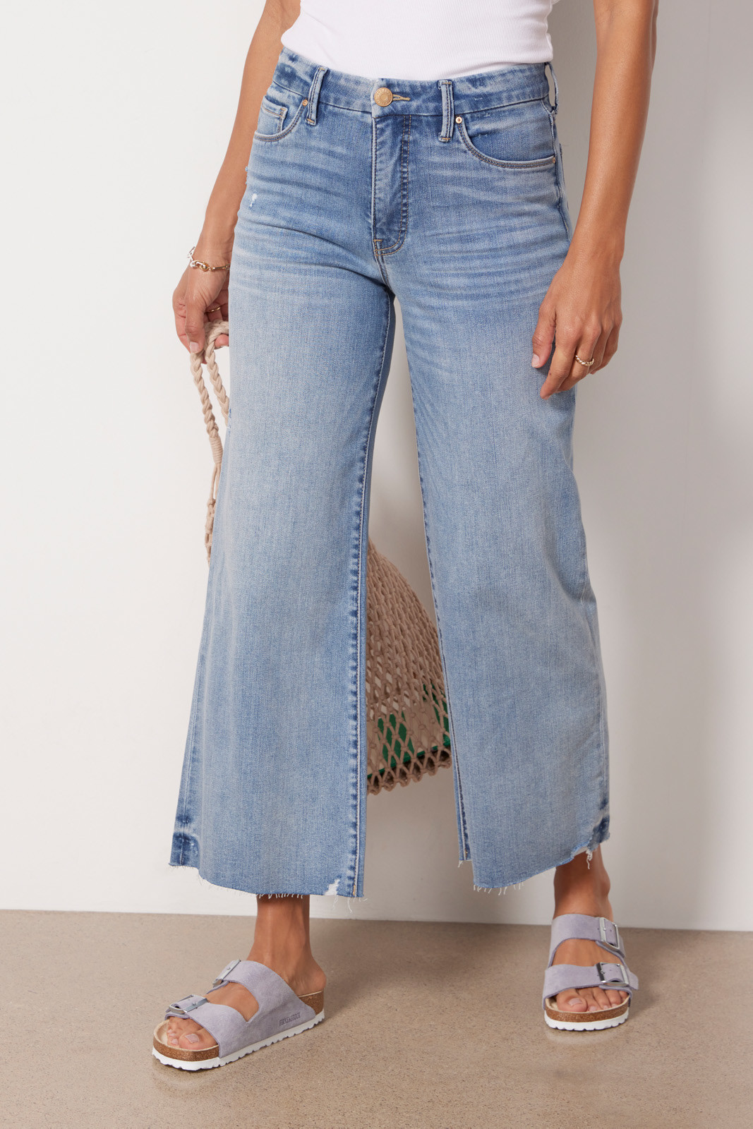 2023 summer trend wide leg jeans